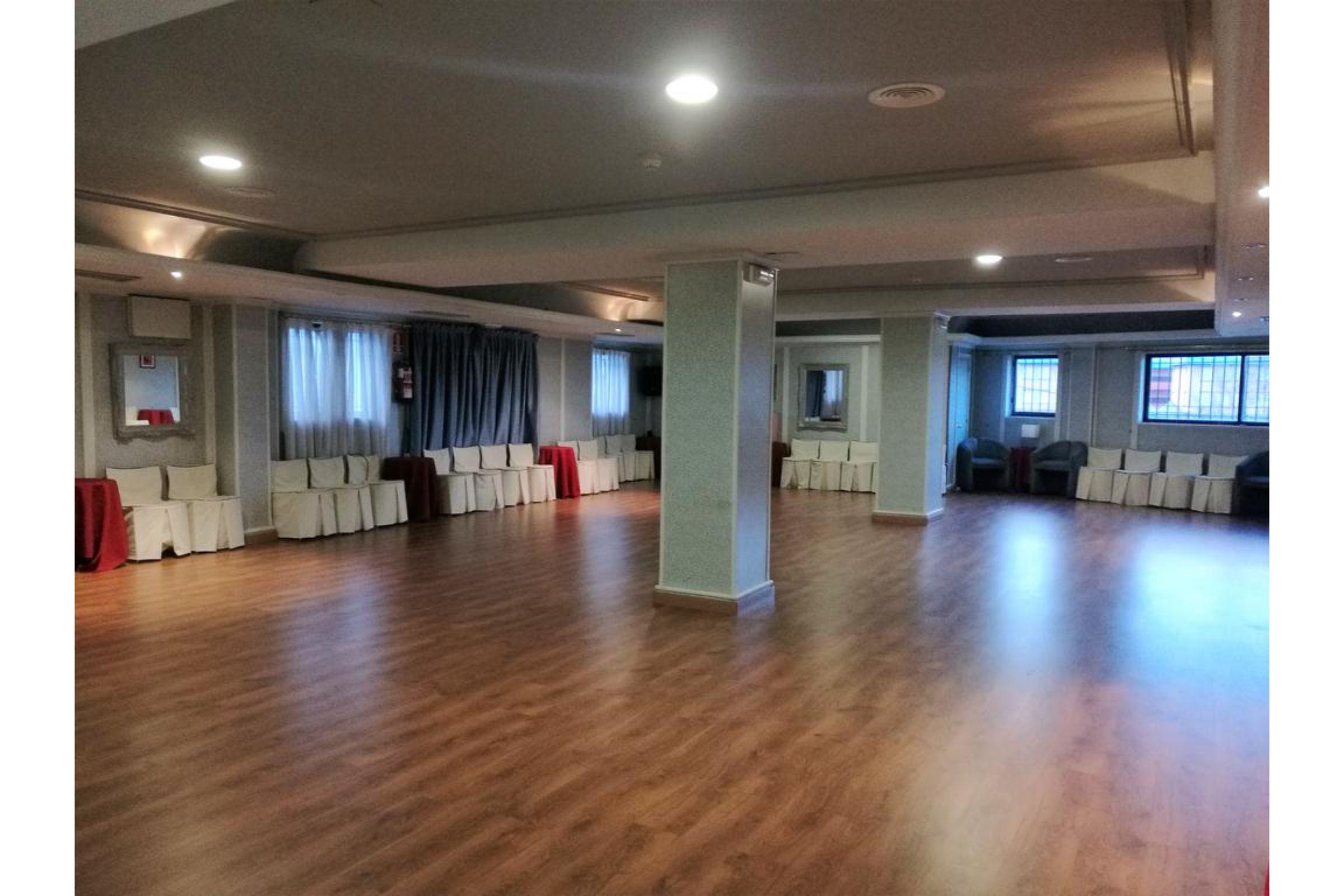 House Lomas 3* Oviedo