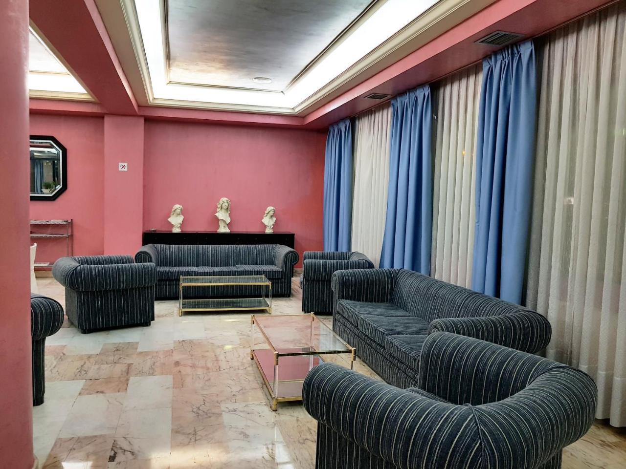 Hotel House Lomas 3*